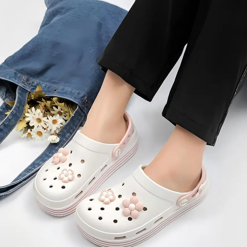 Women's Cute Flower Decorated Clogs, Floral Slippers, Summer Slippers, Daily Casual Slippers, Casual Comfortable Non-slip Clogs, Fashionable Clogs for Indoor & Outdoor Wear
