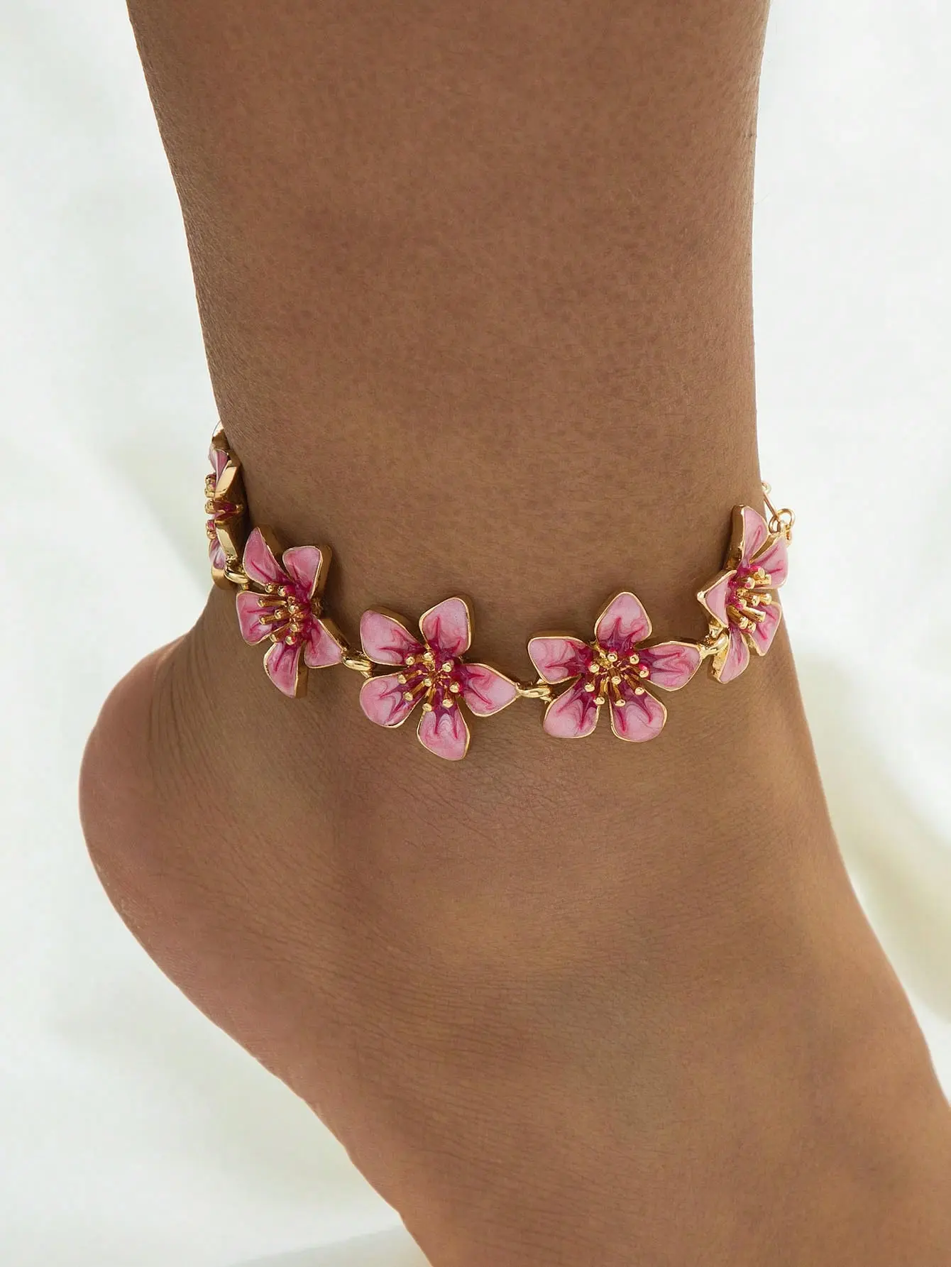 Petal Kiss Anklet