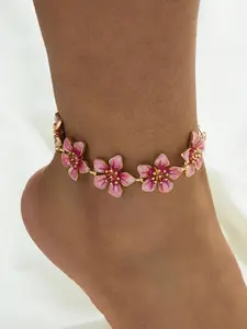 Petal Kiss Anklet