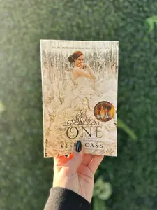 The One (The Selection #3)