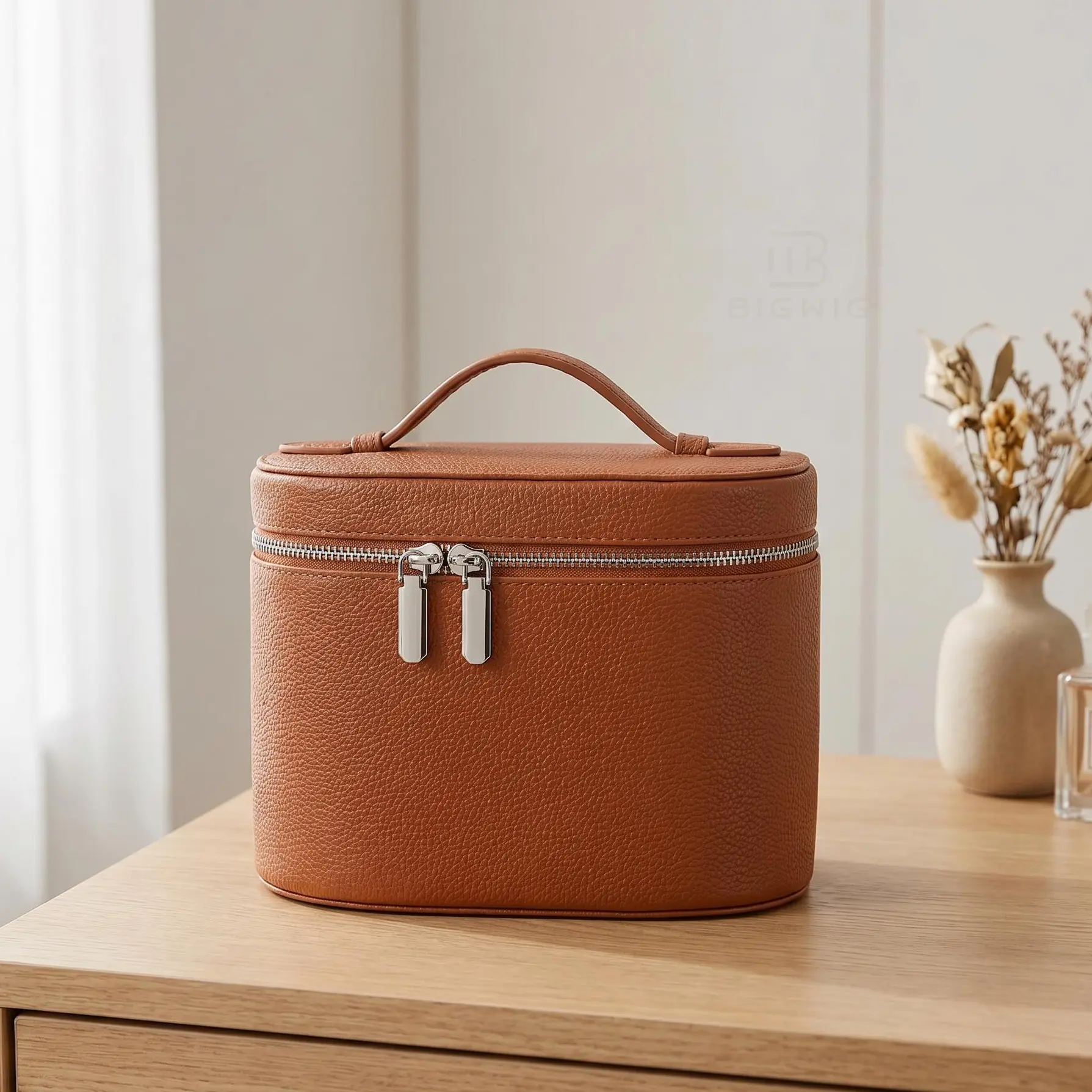 Women's Plain Basic PU Leather Minimalist Large-Capacity Makeup Bag - Premium Organizer with Handle, Brush Slots, Makeup Pouch for Purse, Portable Travel Kit, Toiletry Pouch, Travel Beauty Bag, Makeup Travel Organizer