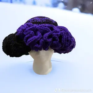 Ruffle hat purple and black Winter Striped