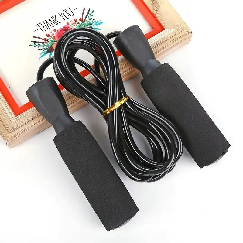 Short handle skipping rope black