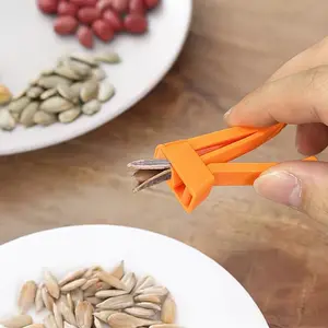 1pc Plastic Mini Melon Seed Shell Opener, 3D Printed Melon Seed Shell Opener, Kitchen Gadget. Suitable for Gatherings, Baking, Snacks, and Opening Melon Seeds. Convenient and Labor-saving. Detachable and Washable. Creative Little Tool