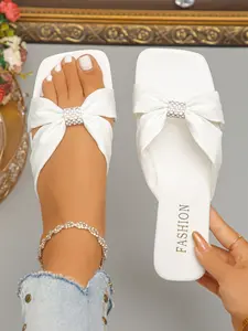 Beautiful Rhinestone Bow Sandals, Summer Fairy Vibes, Elegant Footwear for Women, Perfect for Beach & Poolside Wear, Trendy & Chic Design