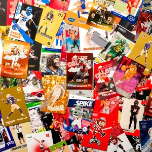 ONIT ATHLETE 2024 Football Platinum Box - 6 Packs, 14 Cards Per Pack, 84 Total Cards Including One Autograph Card - Ideal for Collectors