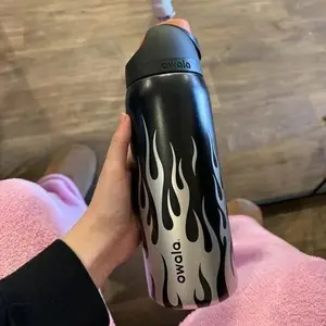 Owala Chrome Inferno UO Exclusive FreeSip 32 oz Water Bottle Free Sip Tumbler Special Edition Stainless Steel Insulated Water Bottle