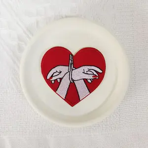 Punk Heart Embroidery Patch, Hand Design, DIY Decorative Patch for Hats, Bags, Shoes, Clothes, Durable Material, Heat Fuse Back, Washable