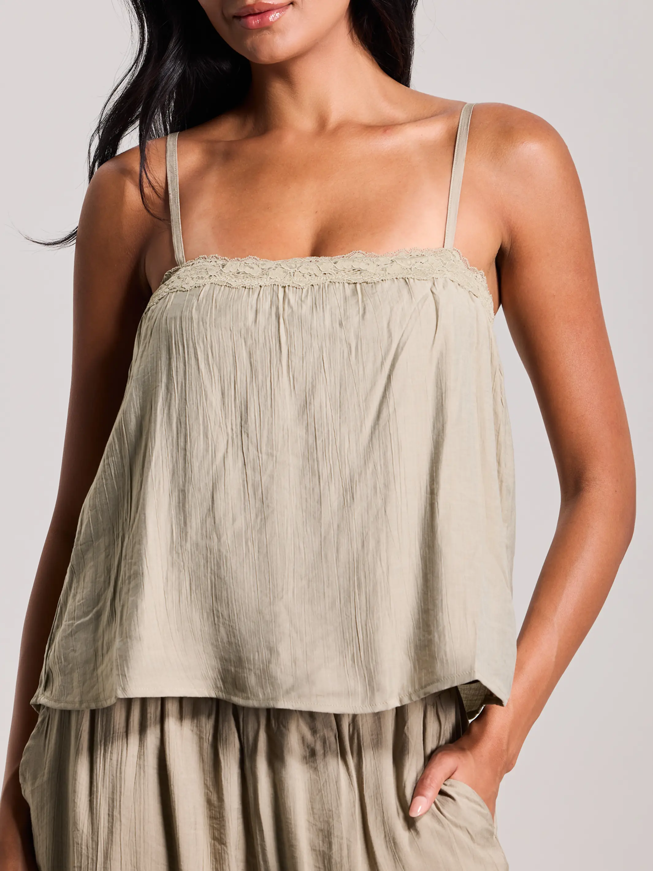 klassy Lace Square Neck Cami - Full Length, Medium Support, Free Padding Set, Womenswear