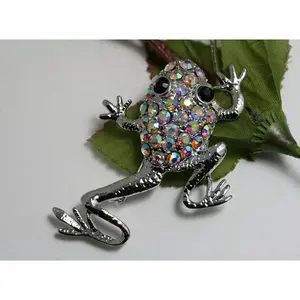 Female Silver-Plated Climbing Tree Frog Brooch - Rhinestone Crystal-Accented Fashion Accessory for Clothes Collars