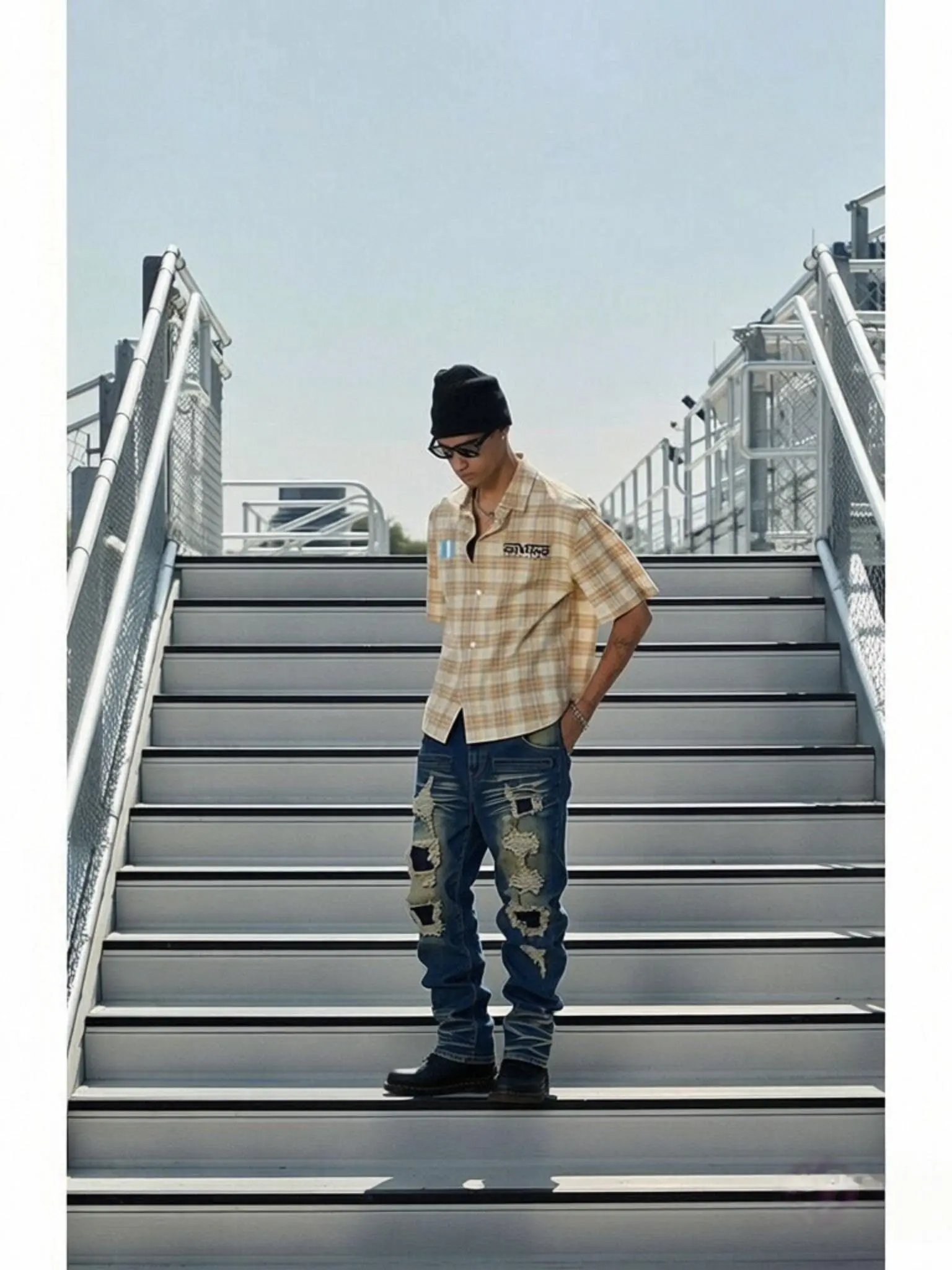 Men's Plus Size Dark Wash Heavily Ripped Denim Jeans, Cotton Spandex Blend Stretch Patched Repair Jeans, Edgy Hip Hop Streetwear Casual Daily Denim Trousers