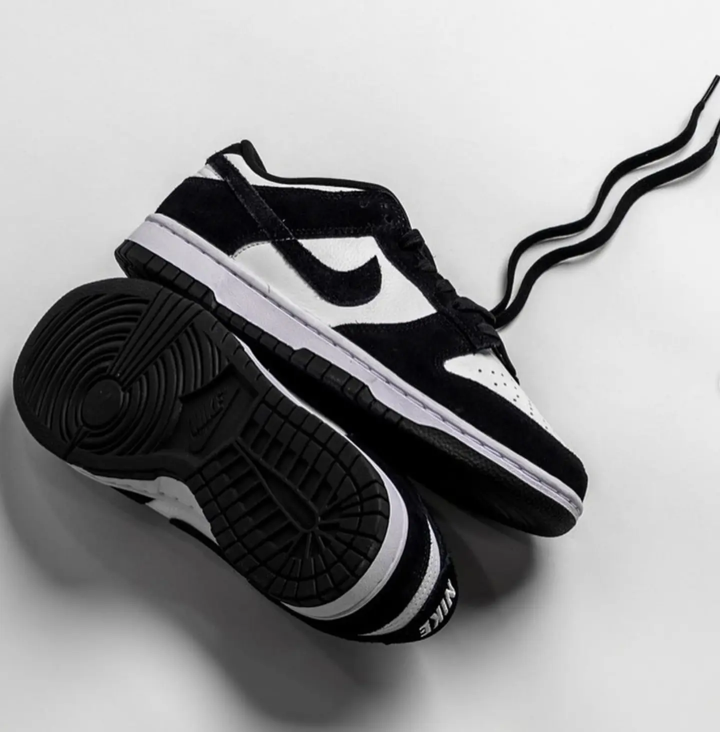 Nike Dunk Low Retro SE Suede Panda FQ8249-100 Mens Fashion Sneakers New