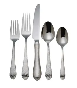 Reed & Barton Hammered Antique 5pps Flatware