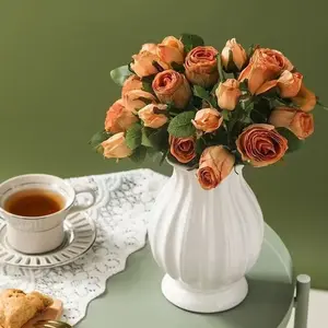 Vertical Pattern Ceramic Vase, French Style, High-End Floral Arrangement Decor, Suitable for Living Room, Tabletop, Water Cultivation, Decorative Vases for Home Decor