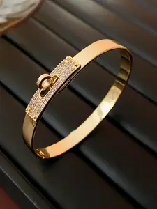 Elegant Zircon Cold Style Buckle Bracelet, Exquisite Bracelet, Fashionable Bracelet, Minimalist Design for Women, Stylish Metal Chain Accessory, Perfect for All Seasons