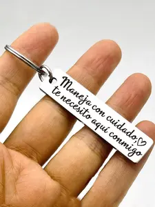 Spanish Keychain with Heart Design, Drive Safe Message, Stainless Steel, Perfect Thoughtful Gift for Dad, Boyfriend, Husband, Valentine’s Day
