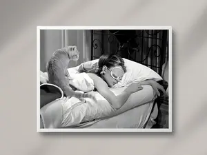 Audrey Hepburn poster Wall Art, Breakfast at Tiffanys Poster, Black and White Print, Vintage Photo, Classic Hollywood Art, Woman and Cat Wall Decor