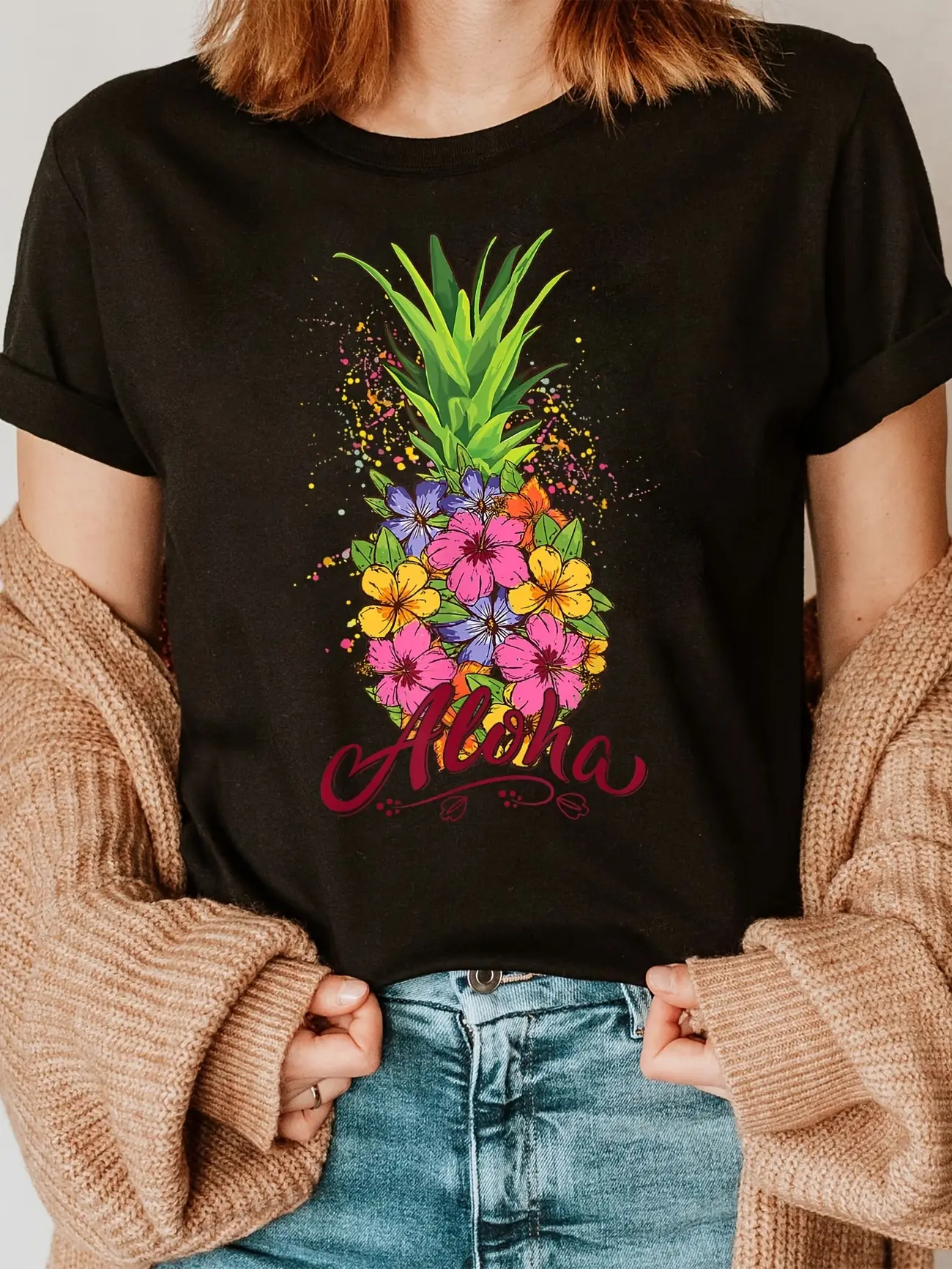 Women's Hawaiian Pineapple & Hibiscus Print T-Shirt - Short Sleeve Crew Neck Aloha Top with Hibiscus Flower & Pineapple, Beachwear, Summer Spring Outfits, Hawaiian Style Clothing