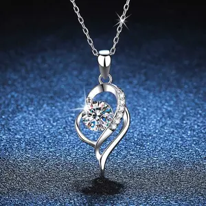 2pcs-Copper Silver Necklace Heart-Shaped Moissanite Pendant Light Luxury Niche Design Women's Clavicle Chain Fashion Jewelry