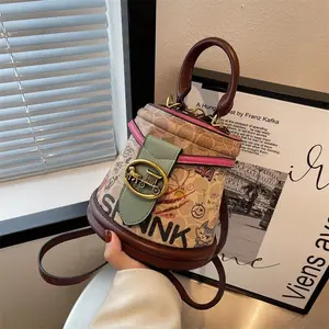 Premium Women's Handbag: Cartoon Bear Bucket Bag — New Graffiti-Style Cylindrical Tote, a Stylish Shoulder & Crossbody Bag