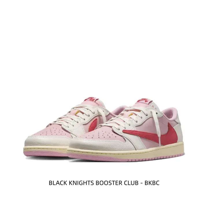 Pastel pink‑cream low‑top casual sneakers with vintage aged midsole, smooth leather upper brings sweet trendy vibe for feminine daily street outfits.