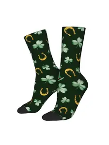 1 Pair Hip Hop Retro Shamrock Green Irish Crazy Men's compression Sock Unisex St. Patrick's Day Street Style Seamless Printed Funny Novelty Happy Crew Sock Gift Casual Comfy Socks