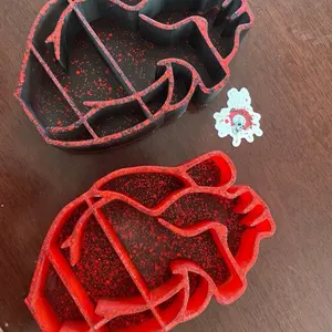 Anatomical Heart Floating Shelf - Red & Black Design with Unique Texture and Shape