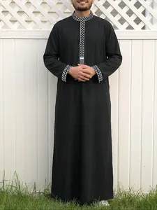 Muslim men's thobe, long-sleeved embroidered stand-up collar design, Saudi Arabia style draped breathable fabric, elegant Islamic traditional clothing suitable for festivals, daily matching, and gift giving