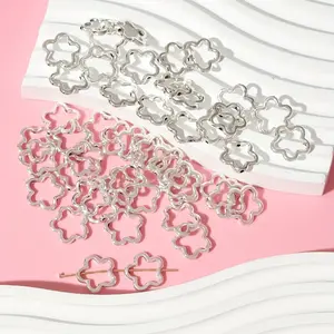 20pcs Perforated beaded partition beaded accessories diy accessories Handicraft Hollow small beaded frame plum flower bead bracelet beaded ring hand decorative pendant pendant Diy Beading Accessories