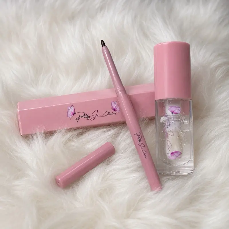 Glass slippers and black lip liner combo  Smooth Clear Hydrating lip gloss