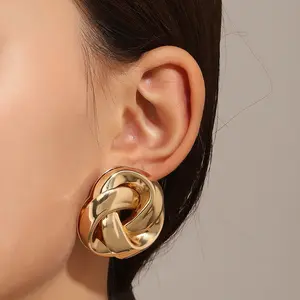 A Pair of Stylish Vintage Button Earrings for Women, Perfect for Parties, Nightclubs, And Everyday Wear, Making a Great Gift for Friends Or Besties.