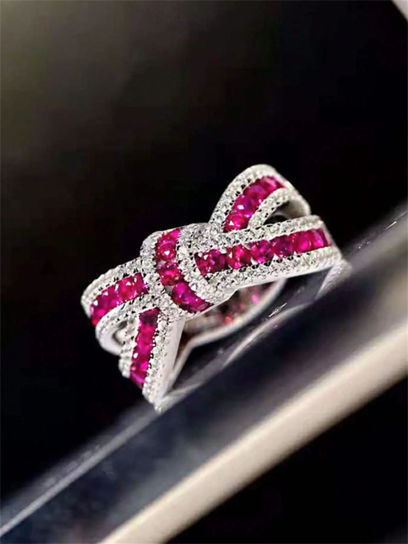 1 PC Elegant Sparkling Zircon Inlay Cubic Zirconia Inlaid Zircon Ring For Women For Wedding Engagement Party Jewelry Valentine's Day Gift Artificial Zircon Rings