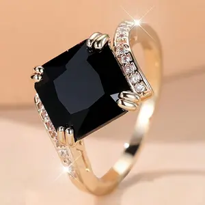 Women's Luxury Fashionable Black Synthetic Zirconia Ring - Elegant, Glam, Luxury Statement Accessory with Personality for Banquets, Wedding Season, Elegant Rings, Glam Rings