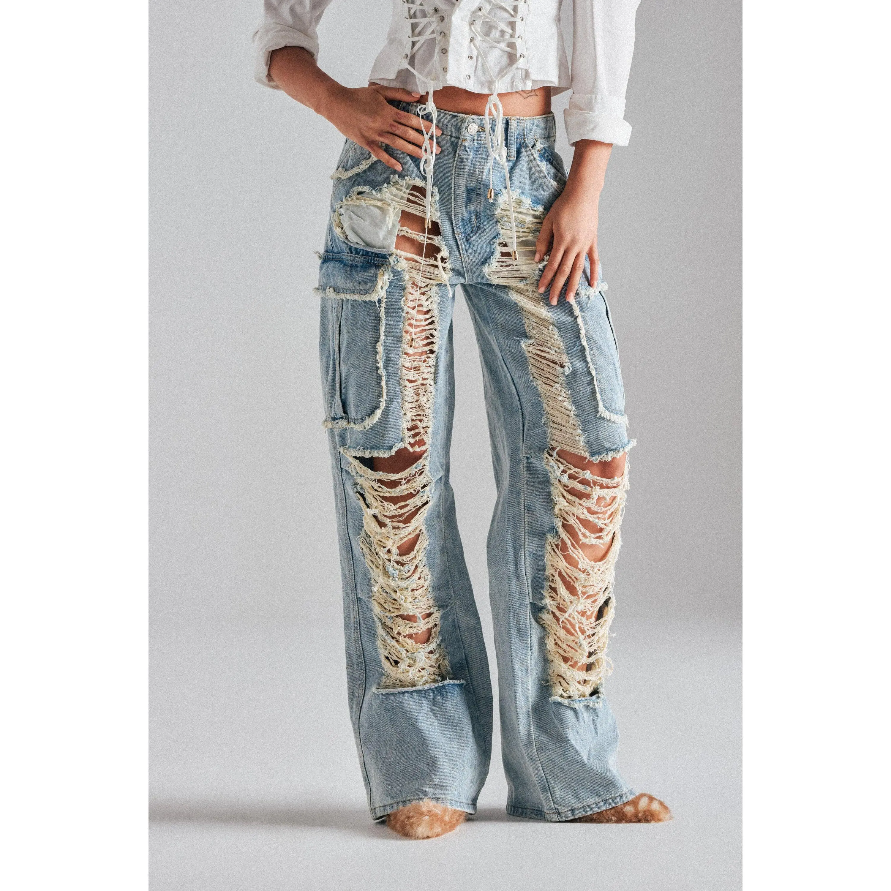 ALMA DISTRESSED DENIM CARGO PANTS ALMA DISTRESSED DENIM CARGO PANTS