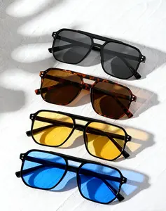 Christmas Gift 4PCS Unisex Vintage Trendy Aviator Sunglasses, Retro Outdoor Sports Sunglasses, Fashionable Sunglasses for Men & Women for Everyday Use Perfect for Gifts Gradient Black Matte Polarized  yellow  tint  glasses retro design stylish mini