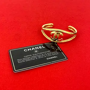 Pre-owned CHANEL Stainless Small Leather Goods Coco Mark Bangle