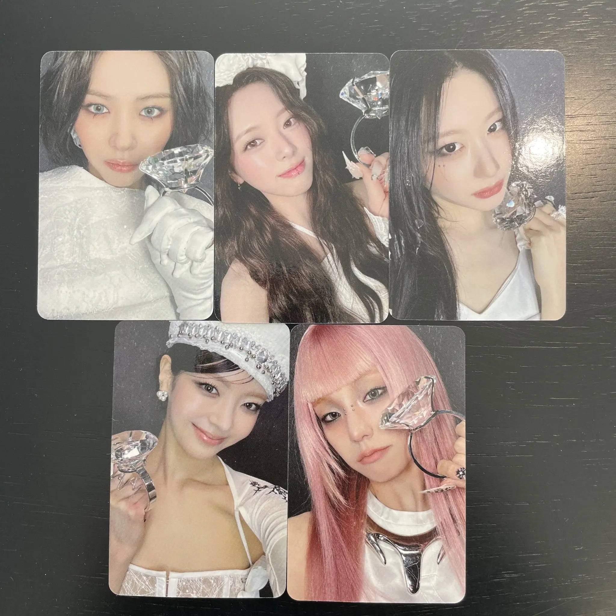 Itzy MOTTO Apple Music Era Official POB Photocard – Choose Member