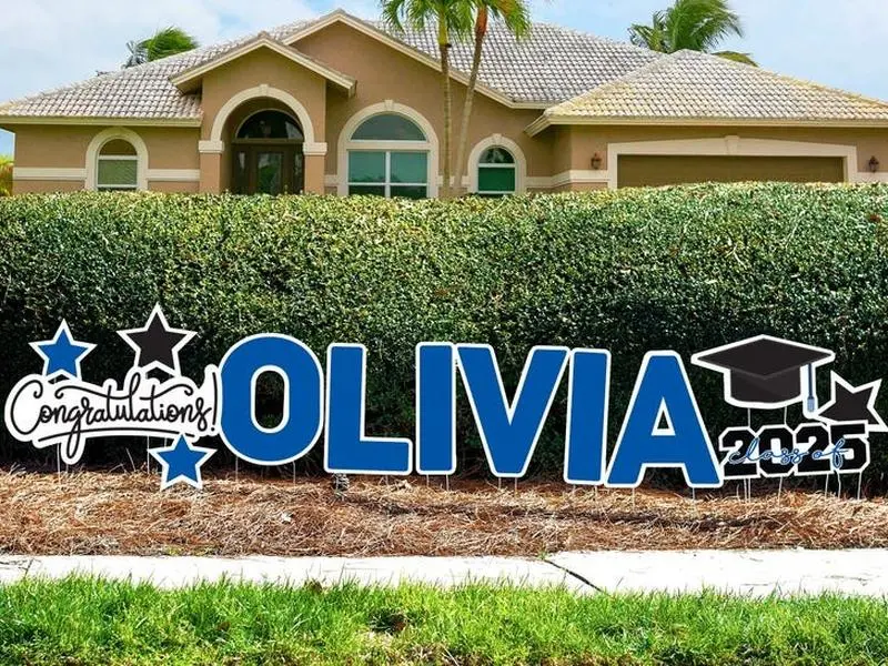 2025 Custom Graduation Yard Sign Cutouts | Congratulations 2025 Grads Yard Décor | Personalized Yard Letters | 17" Lawn Letters with Stakes
