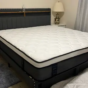 Base y cama Women's Tops - Versatile Design for Everyday Wear - Womenswear Elegant