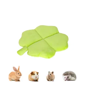 Rabbit Bed Rabbit Pad Leaf-Shaped Guinea Pig Pad Guinea Pig Bed Various Leaf-shaped Small Animal Bedding, Comfortable and Soft, Easy to Clean, Small Pet Beds Suitable for Rabbits, Guinea Pigs, Degus, Chinchillas, Ferrets, and Other Small Animals, Hamster