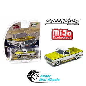 Greenlight 1:64 1972 Chevrolet C-10 Short Bed Custom – Mustard Yellow with White