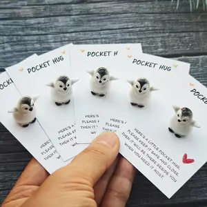 5pcs/10pcs Unique Pocket Hug Card, Penguin Accessories, Special Encouragement Token, Penguin Lover Best Friend Gift, Positive Gift, Lucky, Small Gift For Halloween, Thanksgiving, Christmas, New Year, Valentine'S Day, Suitable For Family, Friends