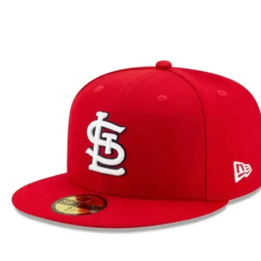 NEW ERA 59FIFTY St. Louis Cardinals Gold Cooperstown Collection Patch Sports Collectible Hat
