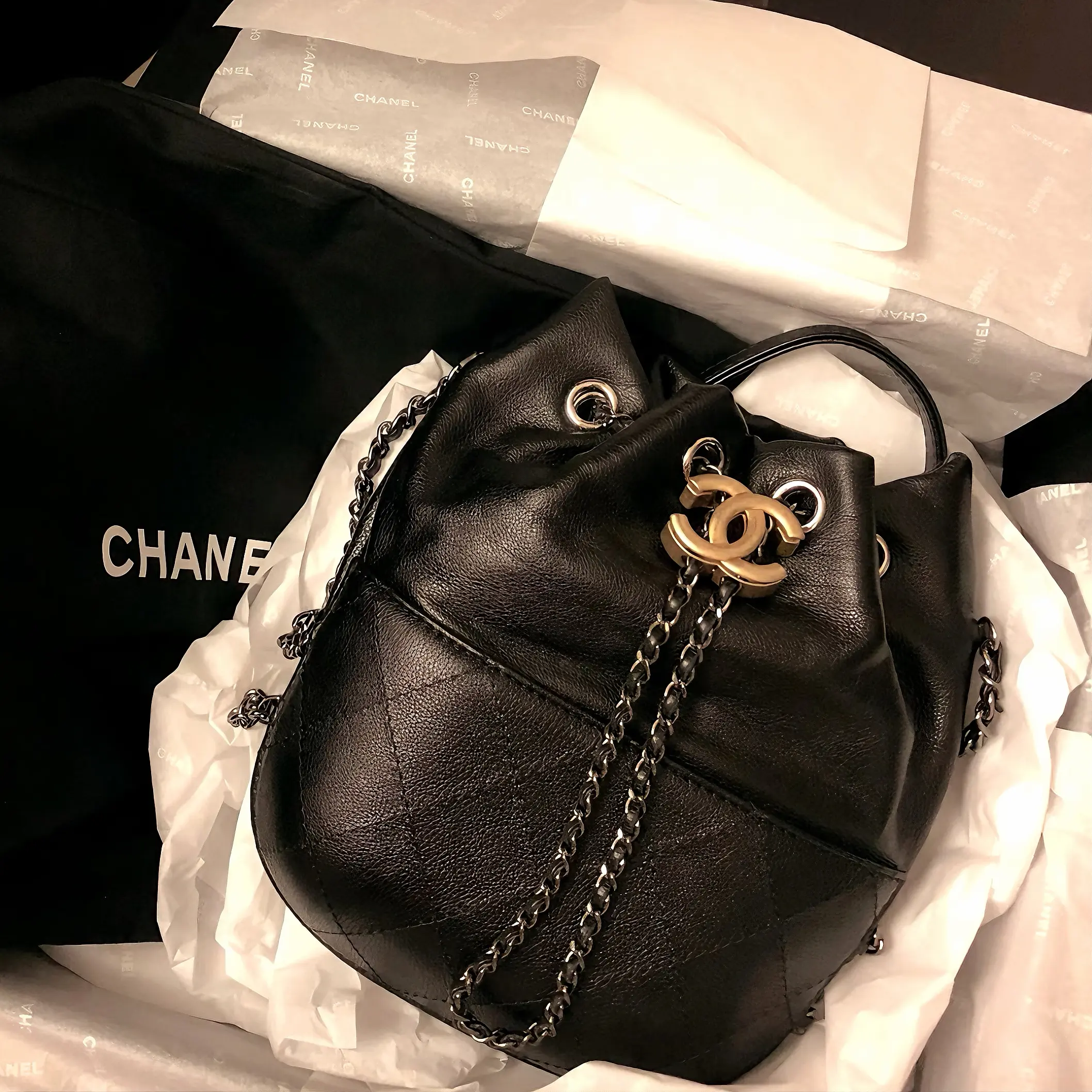 Pre-owned CHANEL gabrielle bucket bag beetle bags drawstring closure aged gold interlocking CC lock black 5999