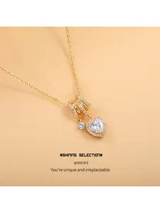 Unique design exquisite heart-shaped zircon necklace, summer fashion temperament collarbone chain, versatile cross-border pendant accessory