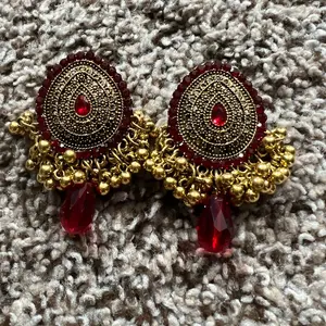 Jumka earrings