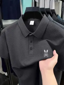 Fashionable Waffle Skull Rabbit Head Polo Shirt, Classic Fitted Casual Sports Leisure Commute Business Wear, Collared Short Sleeve, Geometric Pattern