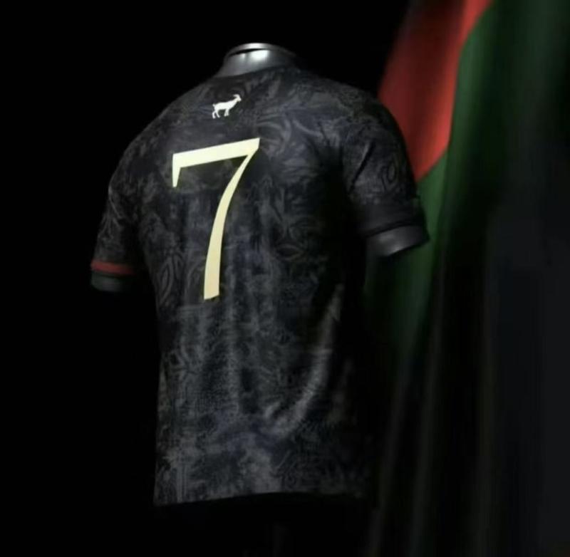 Premium Cristiano Ronaldo Football Jersey, Portugal Flag, Greatest of All Time GOAT, Perfectly Detailed, The Siu Football Jersey - The Siu Kit Trikot, Retro Soccer Shirt