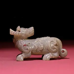 A1325 Vintage Chinese Hetian Jade Carved Tiger Statue