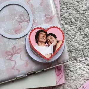 Heated Rivalry Heart Phone Grip, Ilya Rozanov & Shane Hollander Bookish Grip, Gift For Fans, Hockey Griptok pop socket sticky magnetic mount TV Inspired Wireless Foldable Mag-Safe Holder